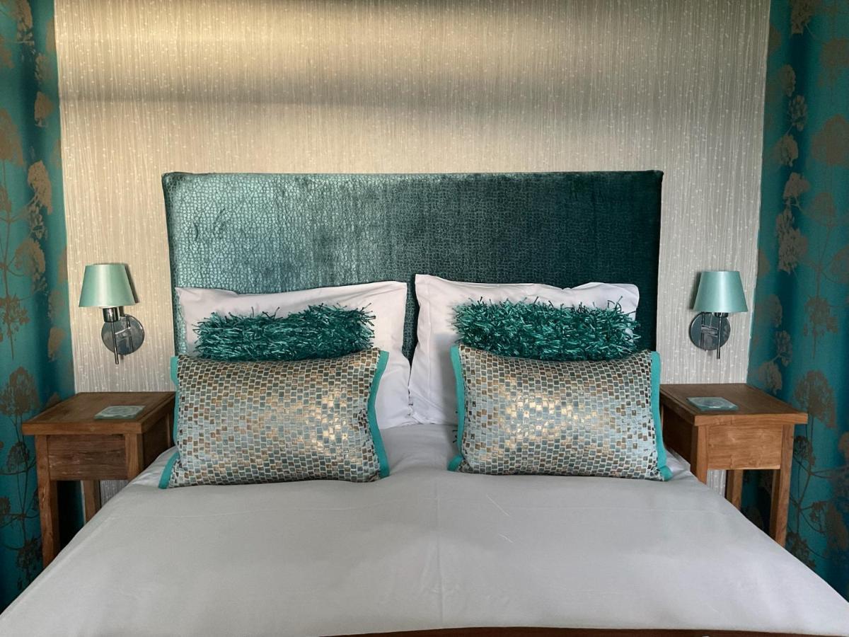 سانت دافيدز Ramsey House - Luxury Licensed B&B - Parking And Guest Lounge المظهر الخارجي الصورة