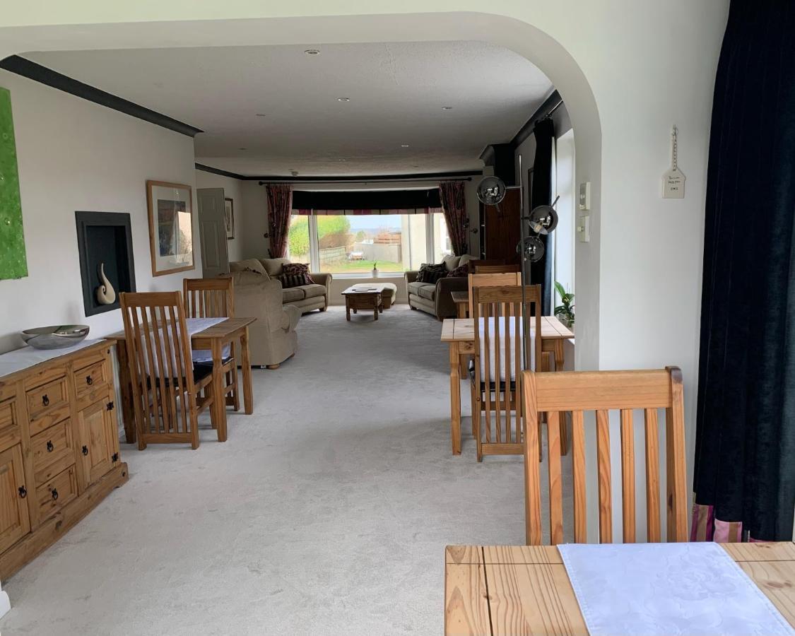 سانت دافيدز Ramsey House - Luxury Licensed B&B - Parking And Guest Lounge المظهر الخارجي الصورة