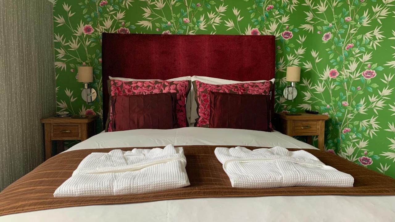 سانت دافيدز Ramsey House - Luxury Licensed B&B - Parking And Guest Lounge المظهر الخارجي الصورة