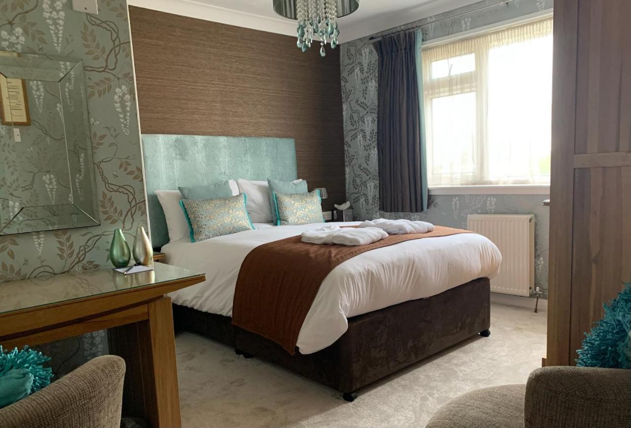سانت دافيدز Ramsey House - Luxury Licensed B&B - Parking And Guest Lounge المظهر الخارجي الصورة